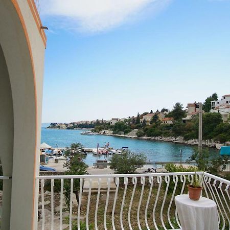Apartmani Laura Trogir Dış mekan fotoğraf