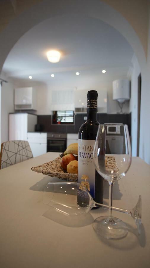 Apartmani Laura Trogir Dış mekan fotoğraf