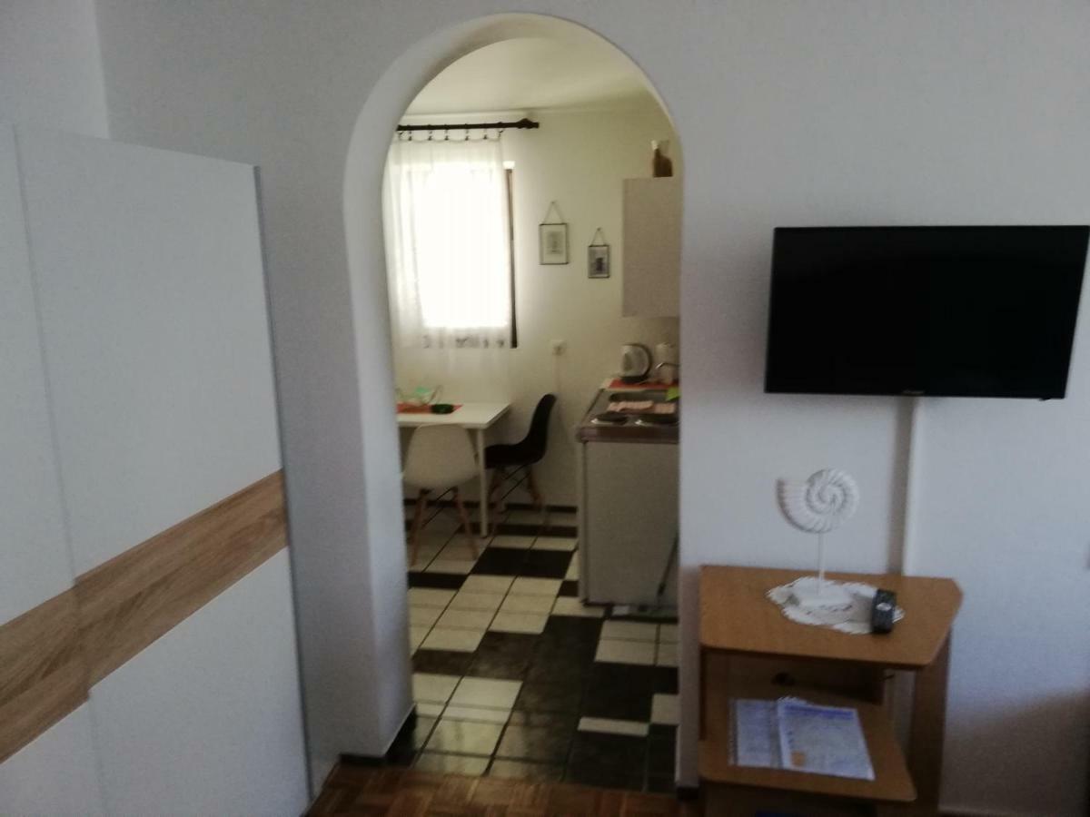 Apartmani Laura Trogir Dış mekan fotoğraf