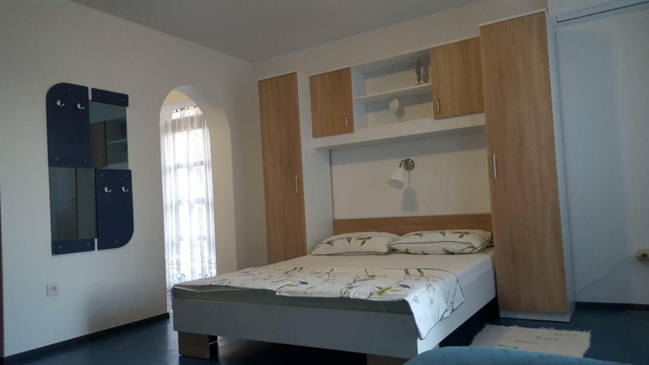 Apartmani Laura Trogir Dış mekan fotoğraf