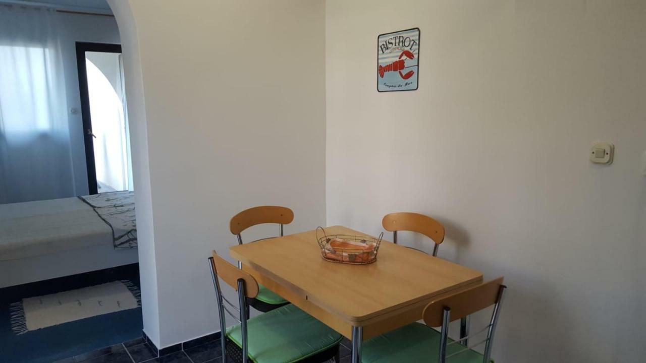 Apartmani Laura Trogir Dış mekan fotoğraf
