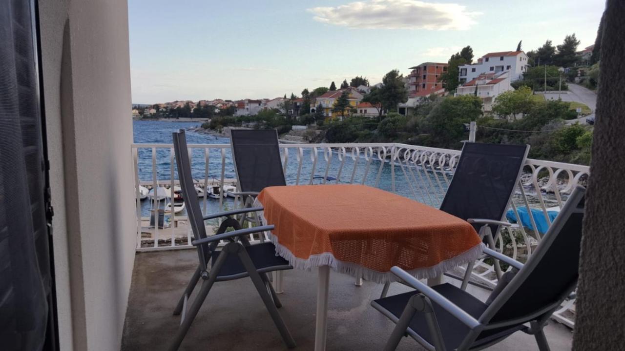 Apartmani Laura Trogir Dış mekan fotoğraf