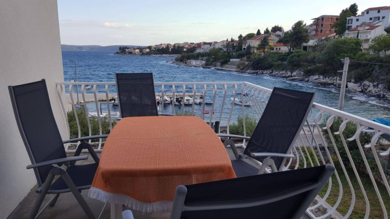 Apartmani Laura Trogir Dış mekan fotoğraf